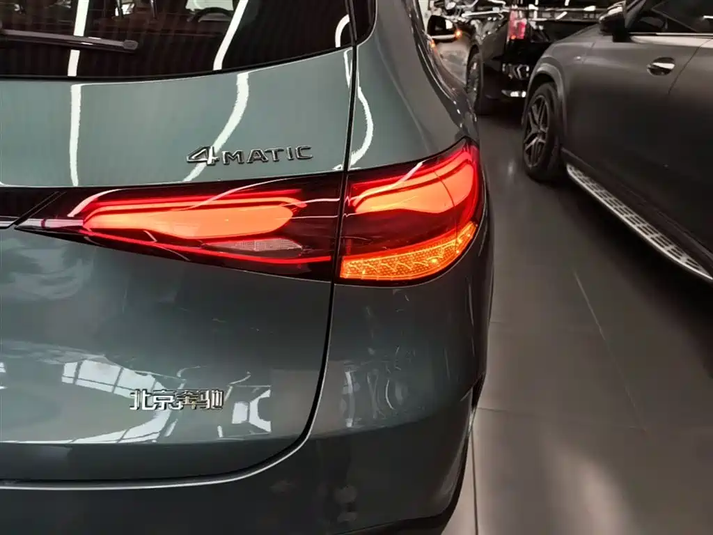 Mercedes-Benz GLC 2025 GLC 300 L 4MATIC Luxury 5-seater фото 8