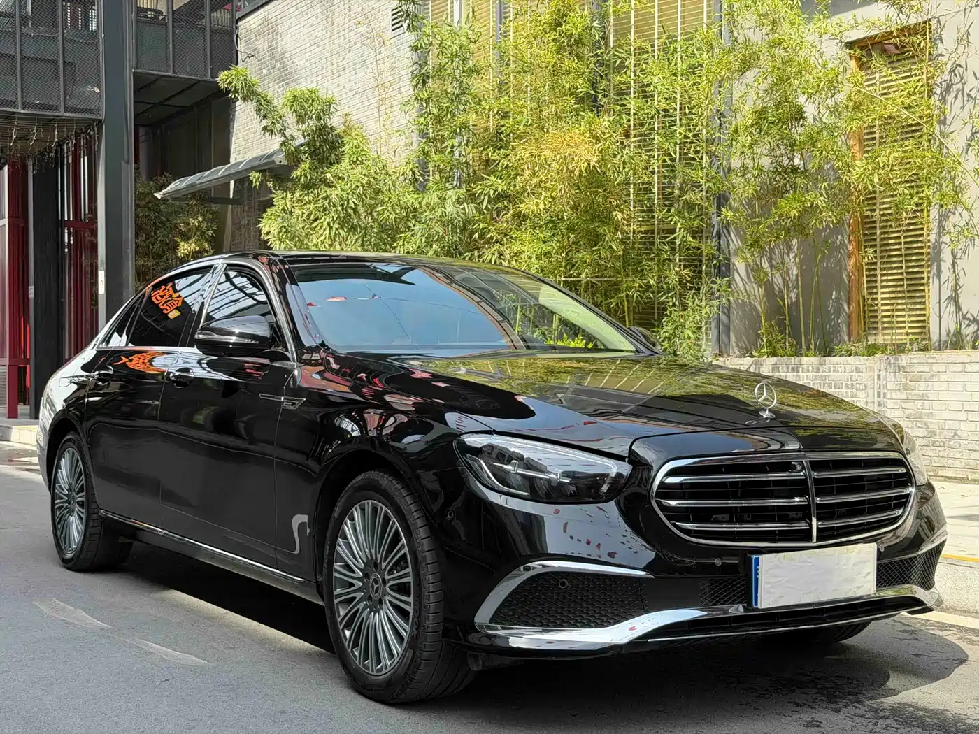 Mercedes-Benz E-Class 2023 E 300 L Luxury фото 3