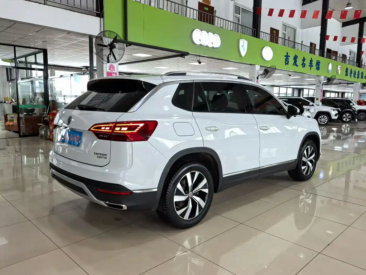 Volkswagen Tayron 2019 330TSI 2WD Luxury China VI фото 17