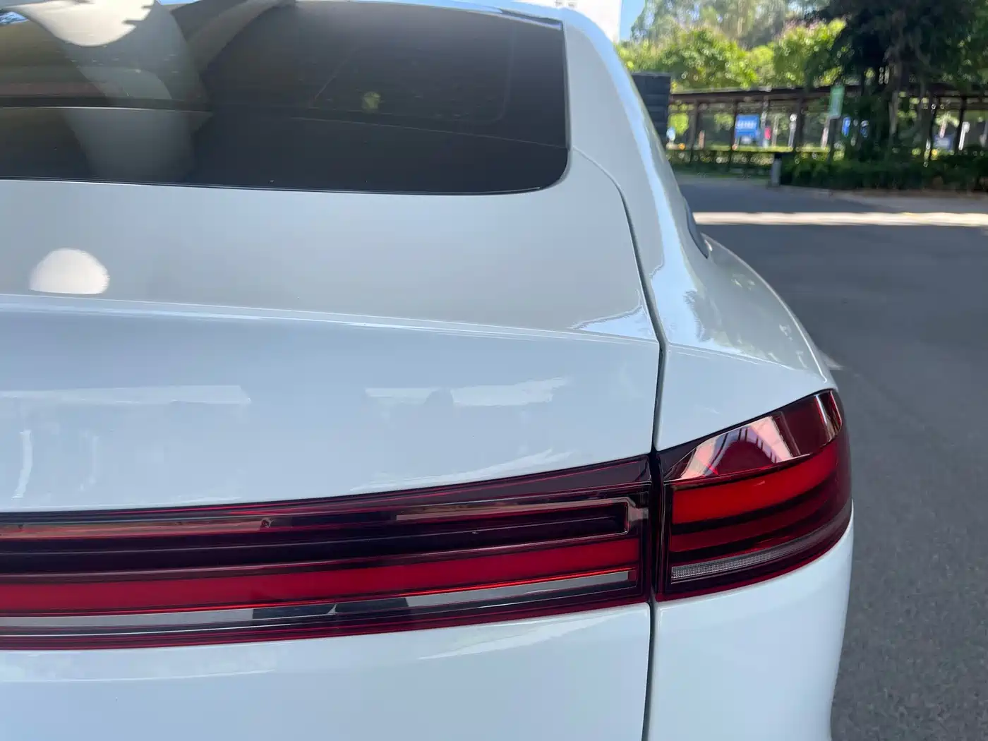 Roewe D6 2025 2025 Model 450km Premium Edition