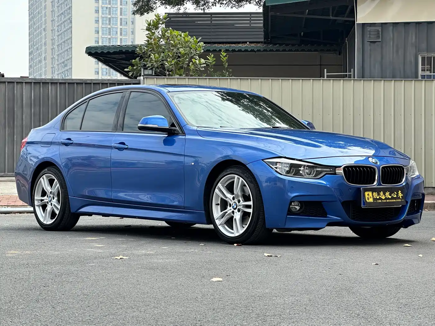 BMW 3 Series 2017 320i M Sport фото 3