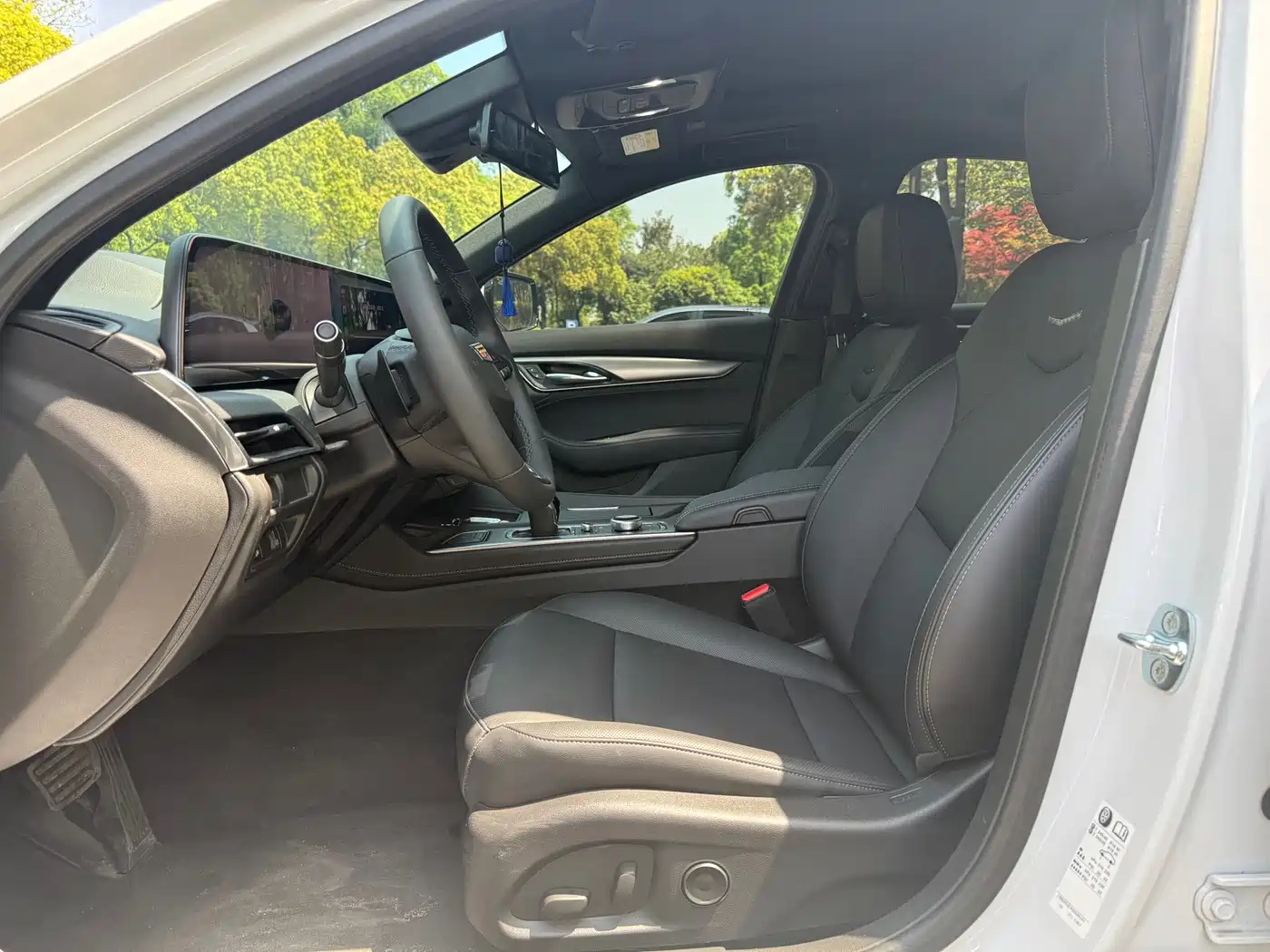 Cadillac CT5 2025 Model 28T Urban Sport Edition фото 4