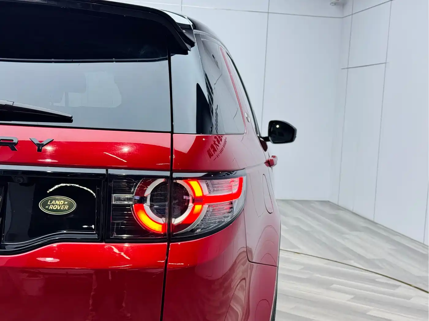 Land Rover Discovery Sport 2019 240PS SE Dynamic Edition China V фото 27