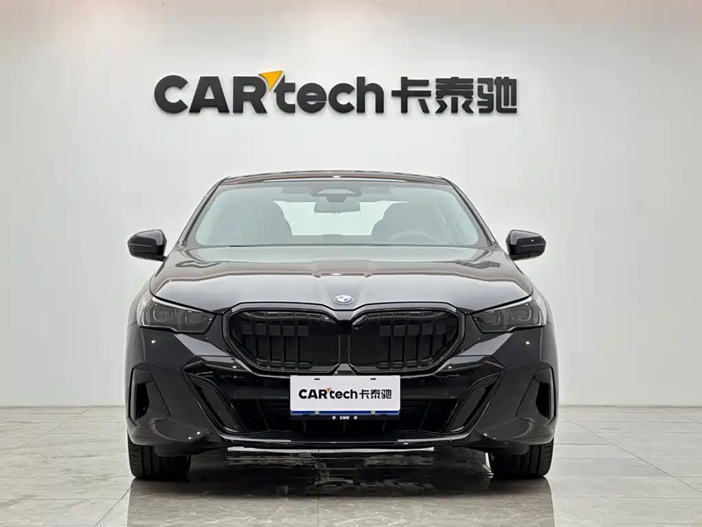 BMW 5 Series 2026 2026 530Li Exclusive M Sport Package