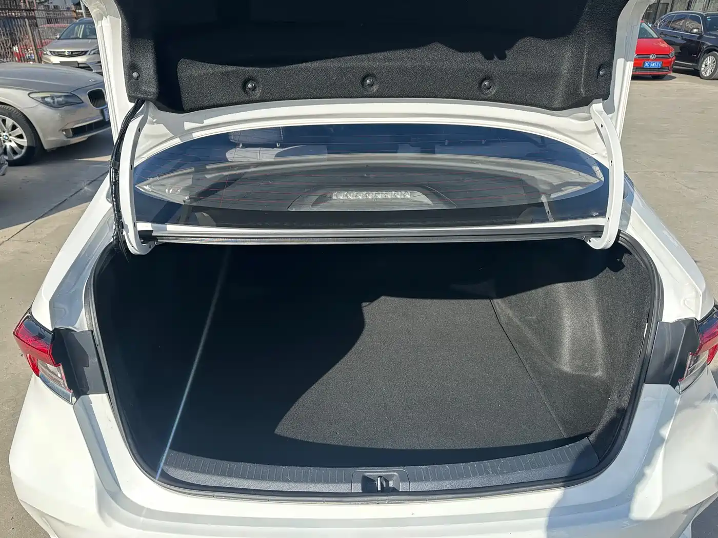 Toyota Corolla 2023 1.2T Pioneer Edition фото 14