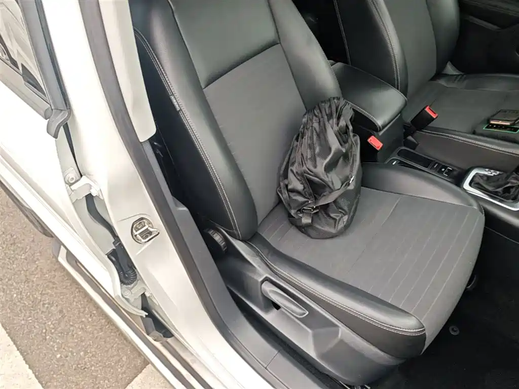 Volkswagen Tiguan 2016 280TSI Automatic 2WD Silk Road Fashion Edition фото 25
