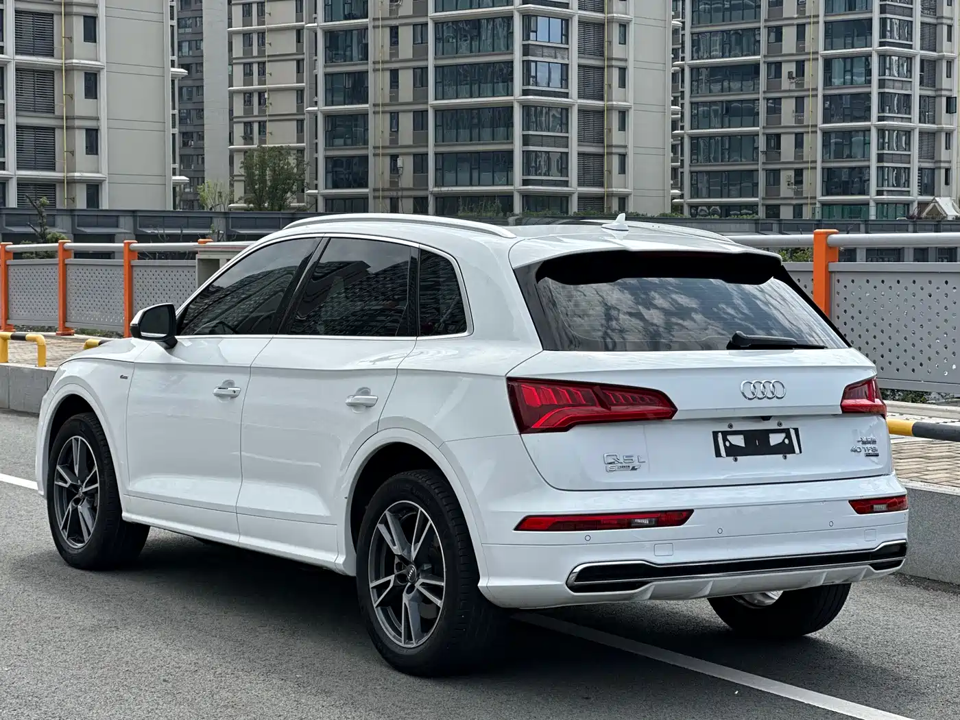 Audi Q5L 2020 40 TFSI Prestige Progressive фото 17