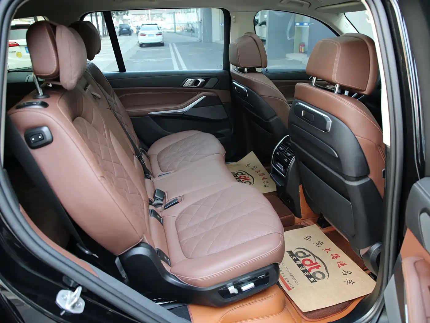 BMW X7 2023 xDrive40i Leading Luxury Package фото 7