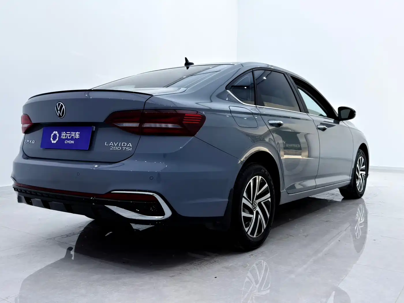 Volkswagen Lavida 2023 280TSI DSG Starlight Comfort Edition фото 6