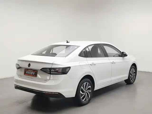 Volkswagen Lavida 2023 New Trend 1.5L Auto Aspiration Edition — фото 2
