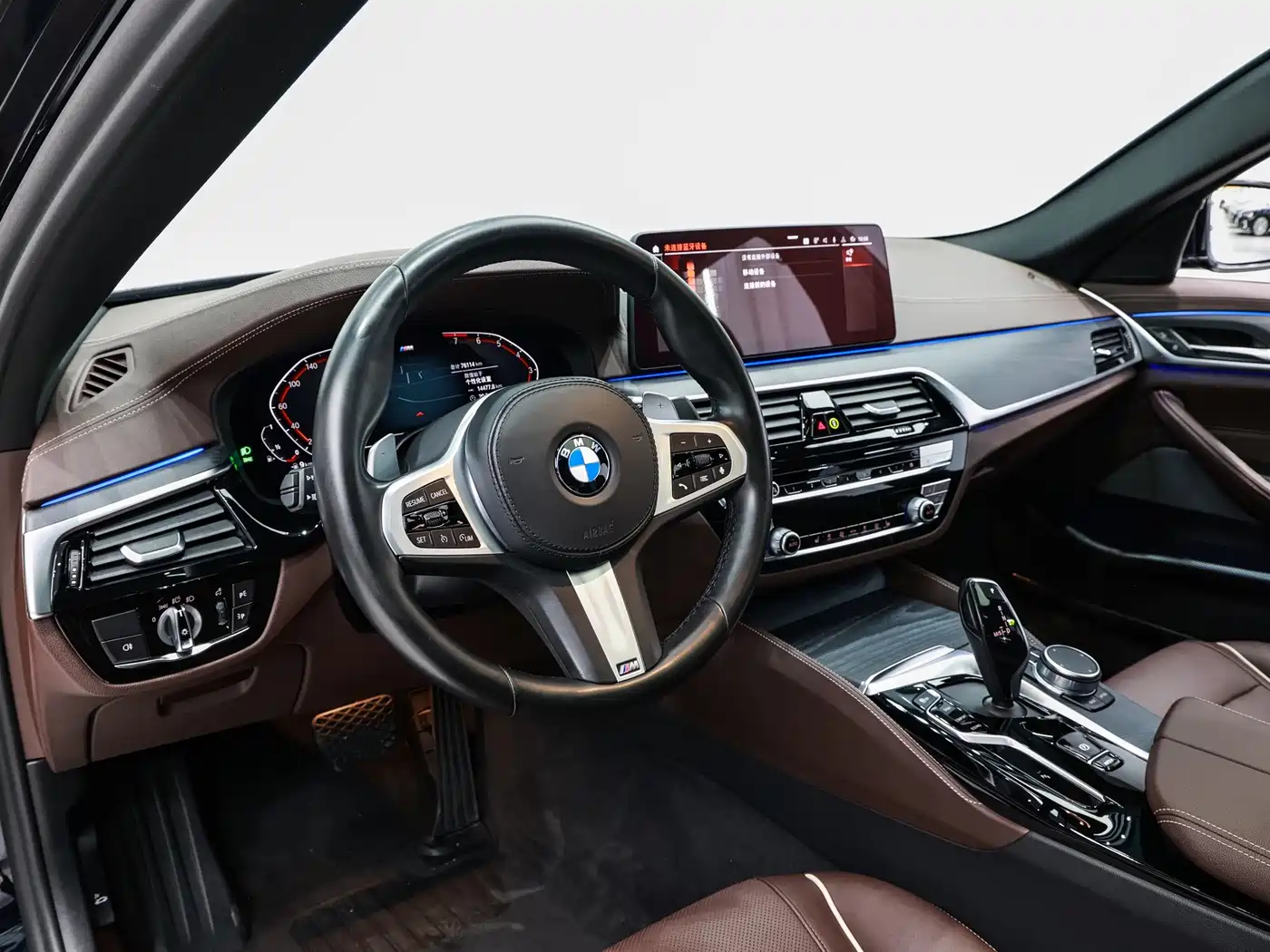 BMW 5 Series 2022 530Li Leading M Sport Package фото 16