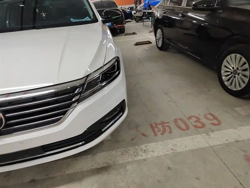 Volkswagen Lavida 2021 1.5L Auto Comfort Edition фото 18