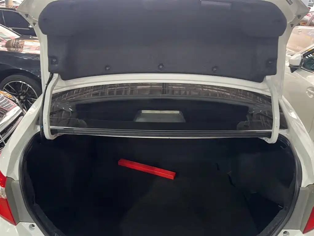 Toyota Levin 2014 1.8GS CVT Elite Edition фото 9