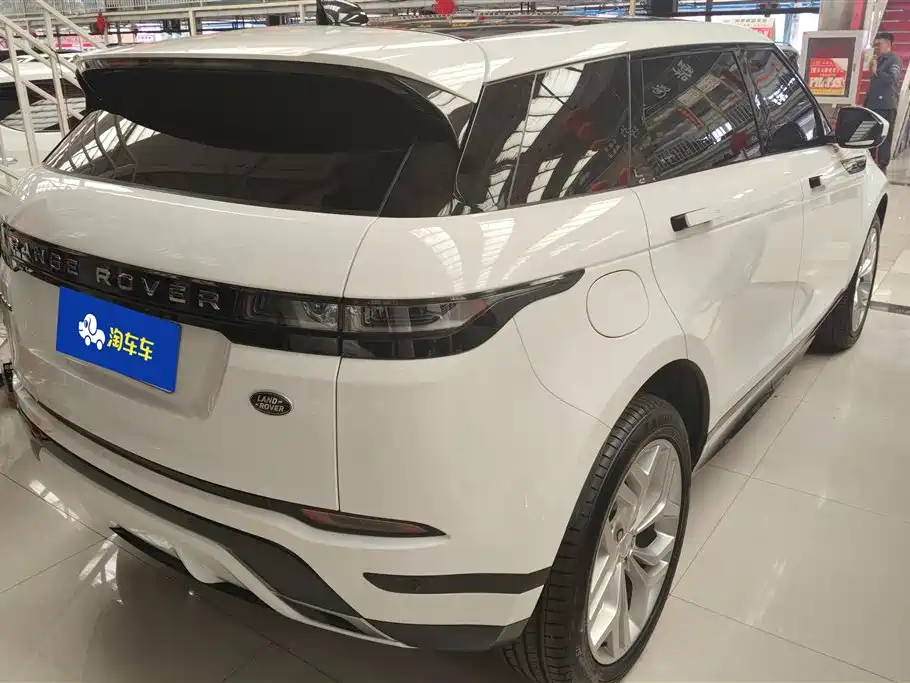 Land Rover Range Rover Evoque 2023 Range Rover Evoque L 200PS Elite Edition фото 3