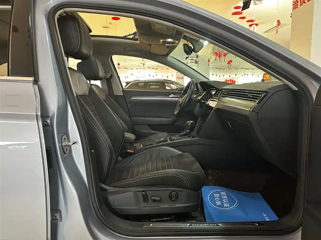 Volkswagen Magotan 2020 330TSI DSG Luxury фото 29