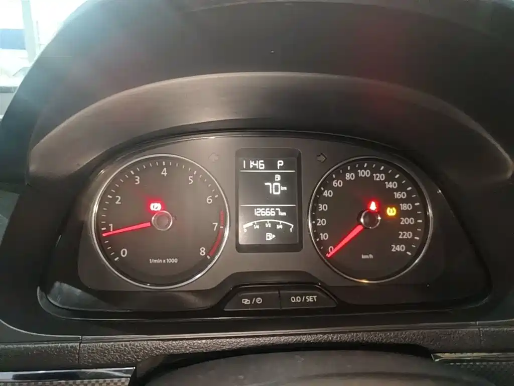 Volkswagen Gran Lavida 2014 1.6L Auto фото 12
