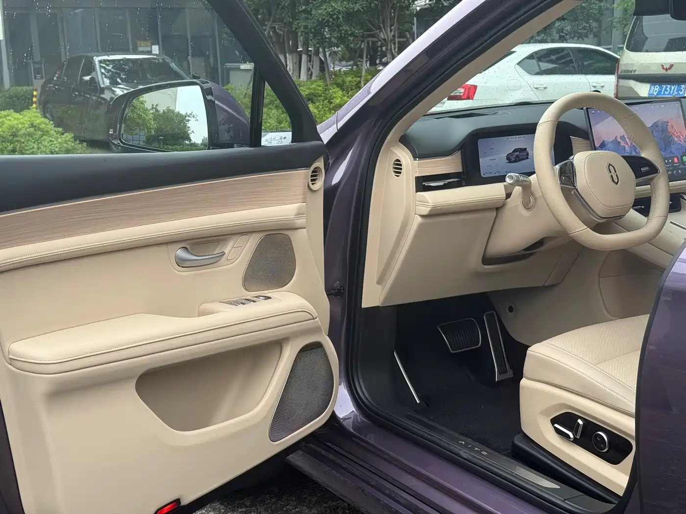 AITO Wenjie AITO M5 2025 Extended Range Ultra AWD фото 5
