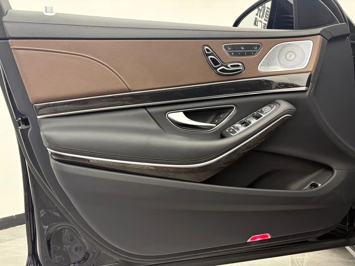 Mercedes-Benz S-Class 2020 S 450 L 4MATIC Collector's Version фото 16