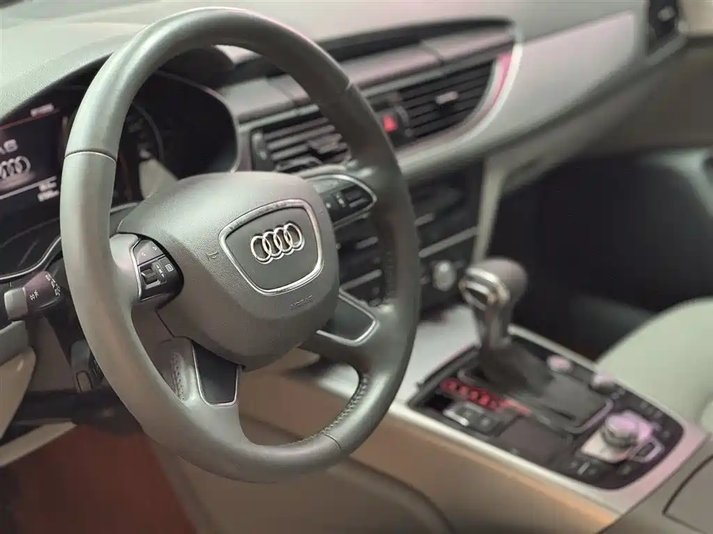Audi A6L 2012 TFSI Comfort фото 6