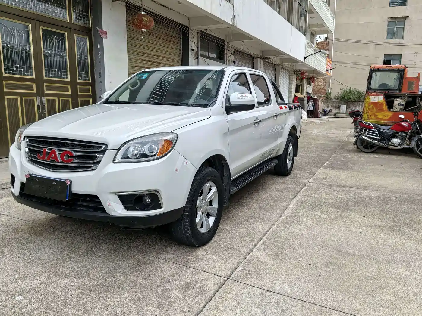 JAC JAC T6 2017 2016 Model 2.8T Diesel Maker Edition Comfort Long Wheelbase HFC4DA1-2C