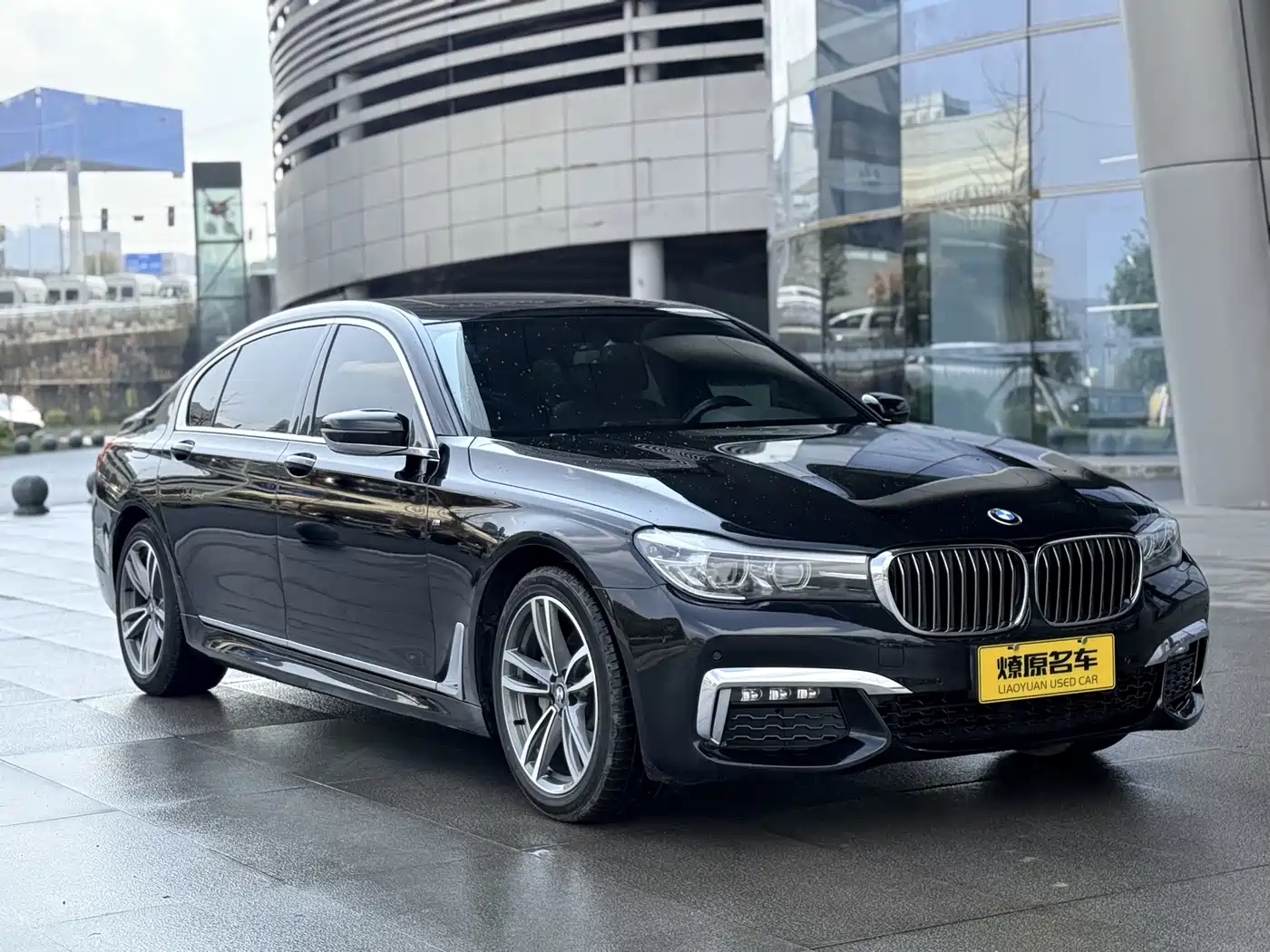 BMW 7 Series 2018 730Li Leading Type M Sport Package фото 3