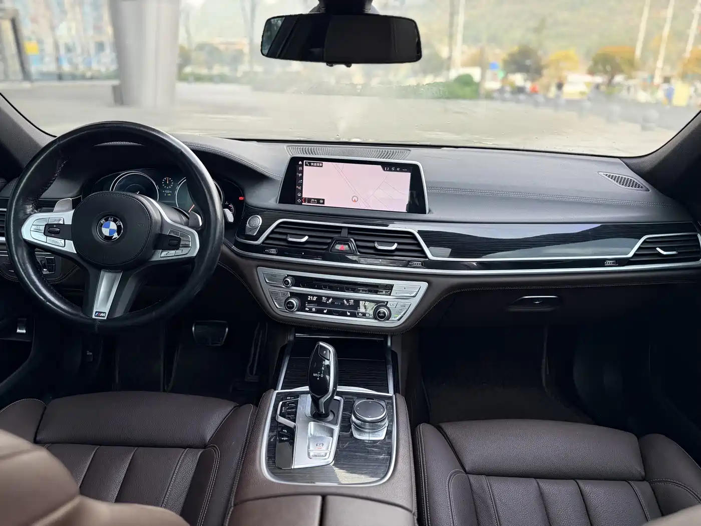 BMW 7 Series 2018 730Li Leading Type M Sport Package фото 12