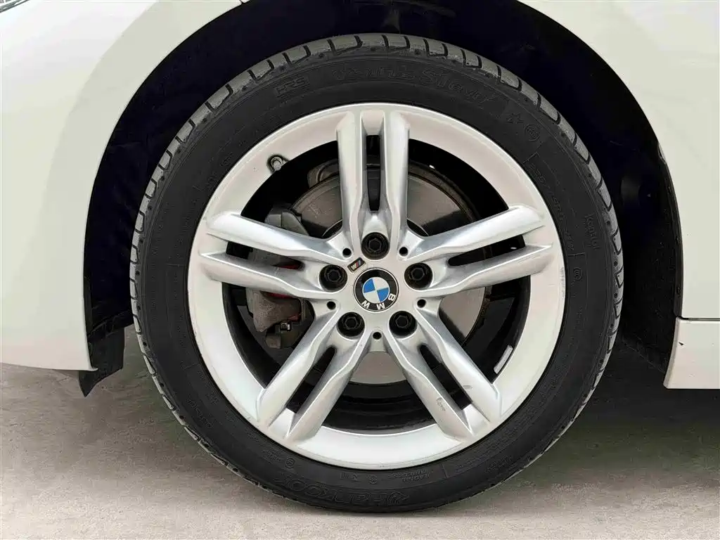 BMW 1 Series 2020 Model 120i M Sport Package фото 14