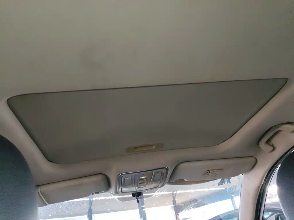 Photo 18 - Geely Emgrand X6