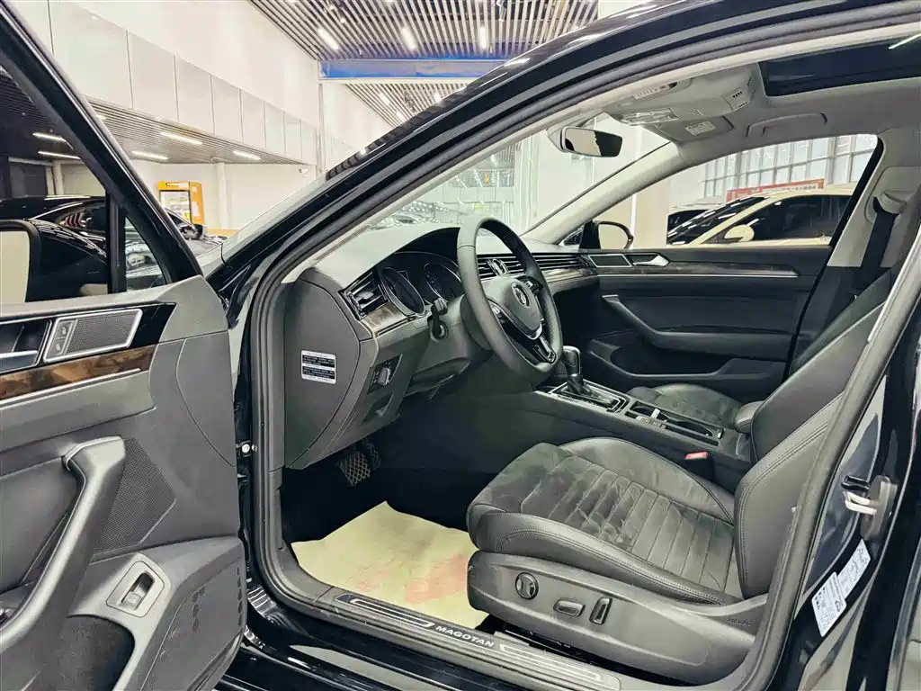 Volkswagen Magotan 2017 380TSI DSG Luxury фото 11