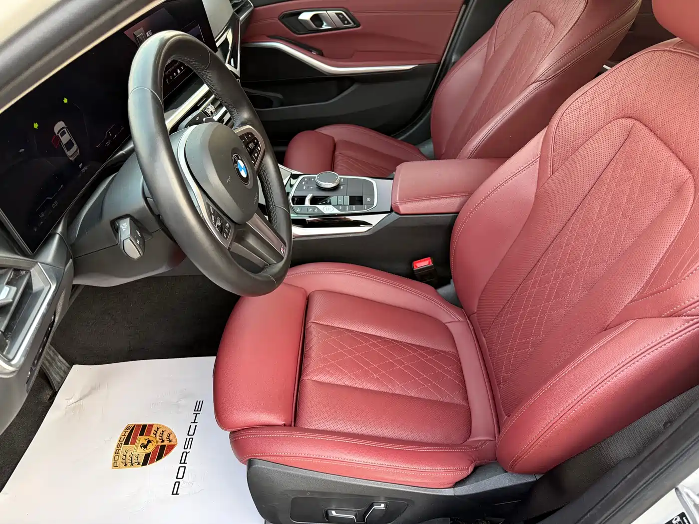 BMW 3 Series 2024 320i M Sport Package фото 10