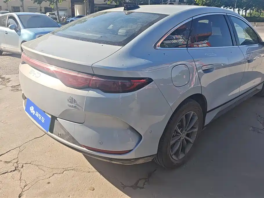 BYD Qin L 2025 EV 470KM Leading Edition фото 3