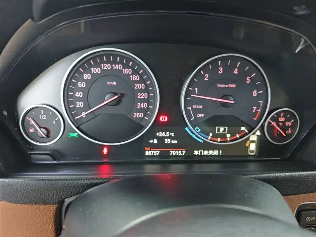 BMW 3 Series GT 2016 320i Design Package фото 12