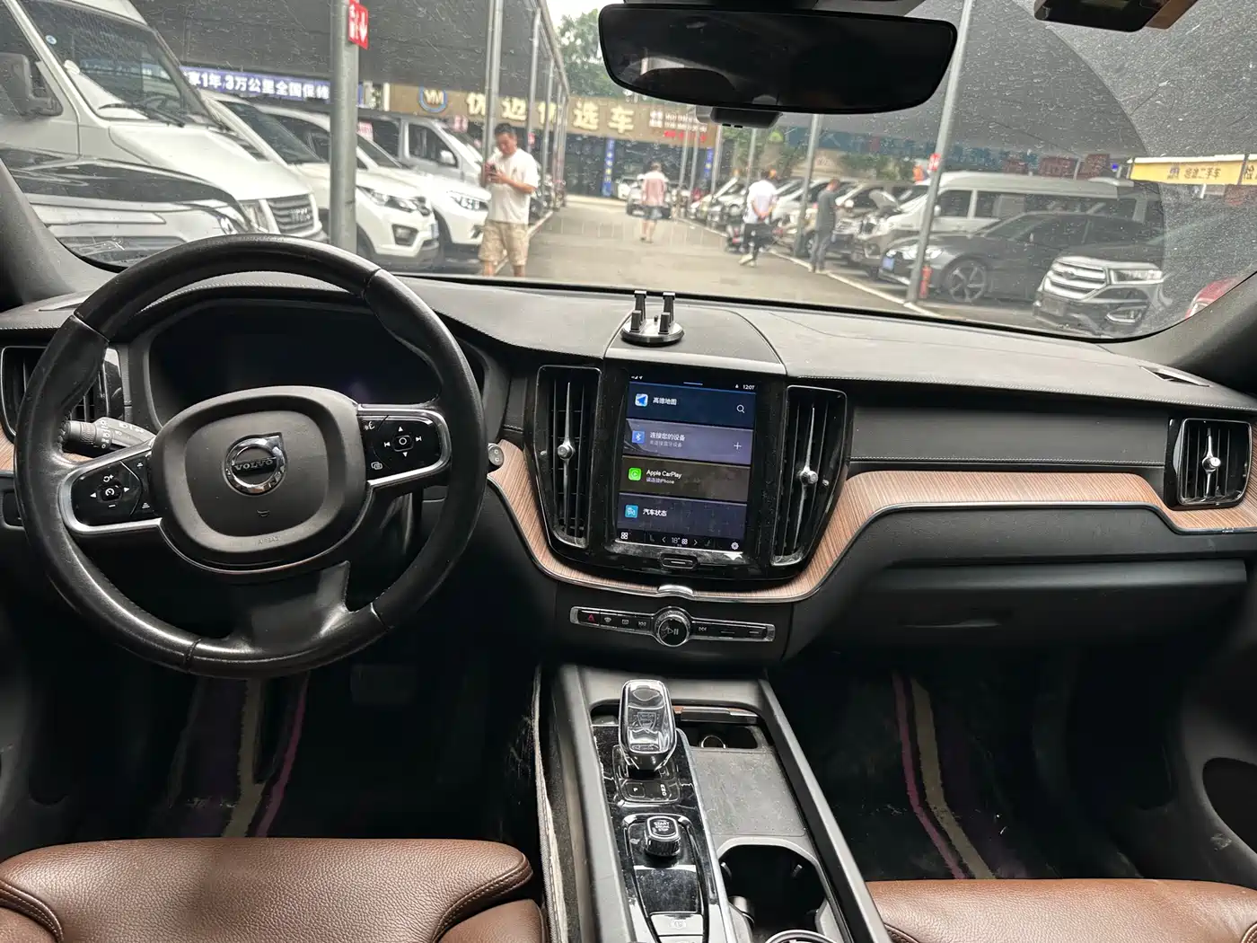 VOLVO XC60