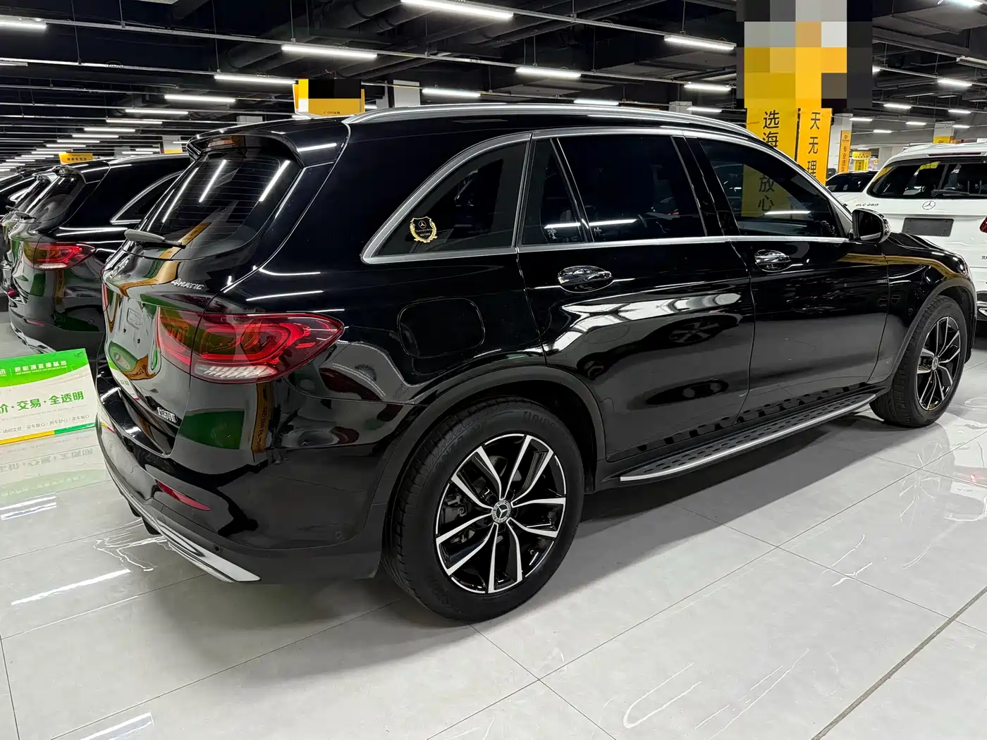 MERCEDES-BENZ GLC