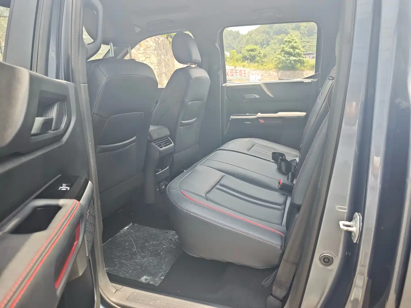 Jiangling Dadao 2023 2024 Explorer 2.3T Diesel Automatic 4WD Unlimited Edition