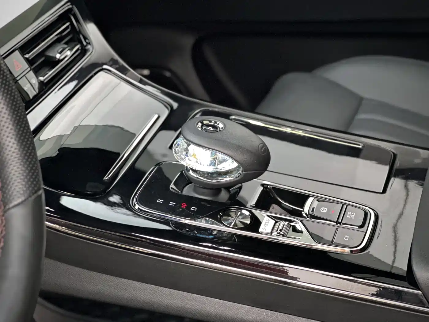 GAC Trumpchi Trumpchi M8 2023 Model Master Series Hybrid Royal Edition фото 16