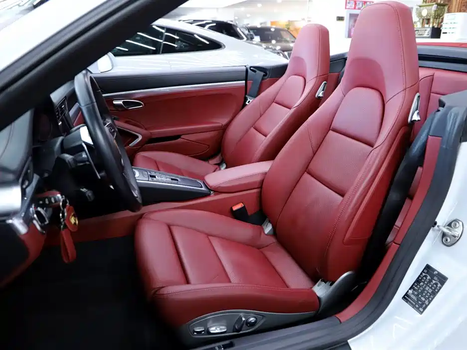 Porsche 911 2016 Carrera 4 Cabriolet 3.0T фото 7
