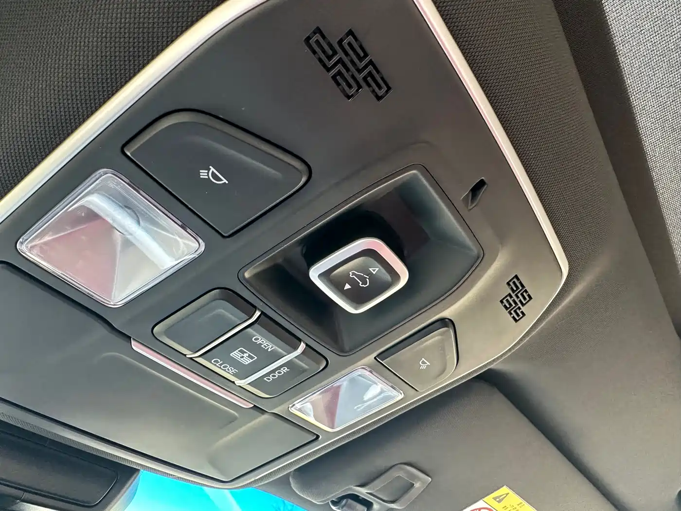 GEELY AUTOMOBILE BORUI