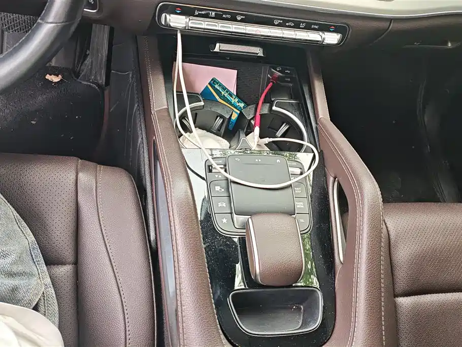 Mercedes-Benz GLE 2023 GLE 450 4MATIC Fashion фото 16