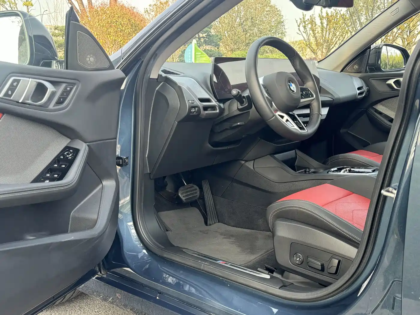 BMW 2 Series 2025 225L M Sport Moonlight Package фото 9