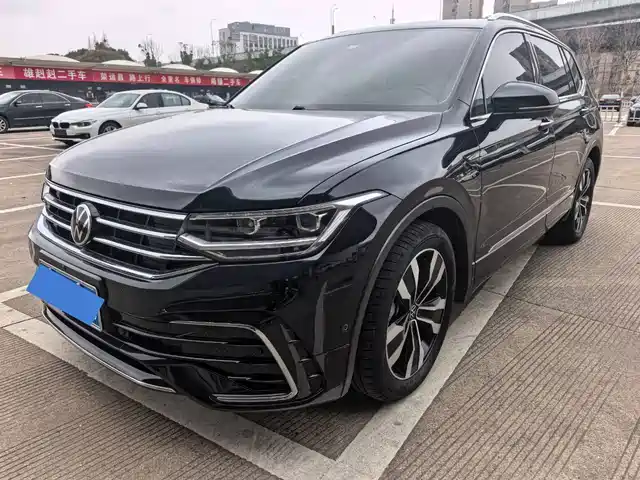 volkswagen tiguan-l
