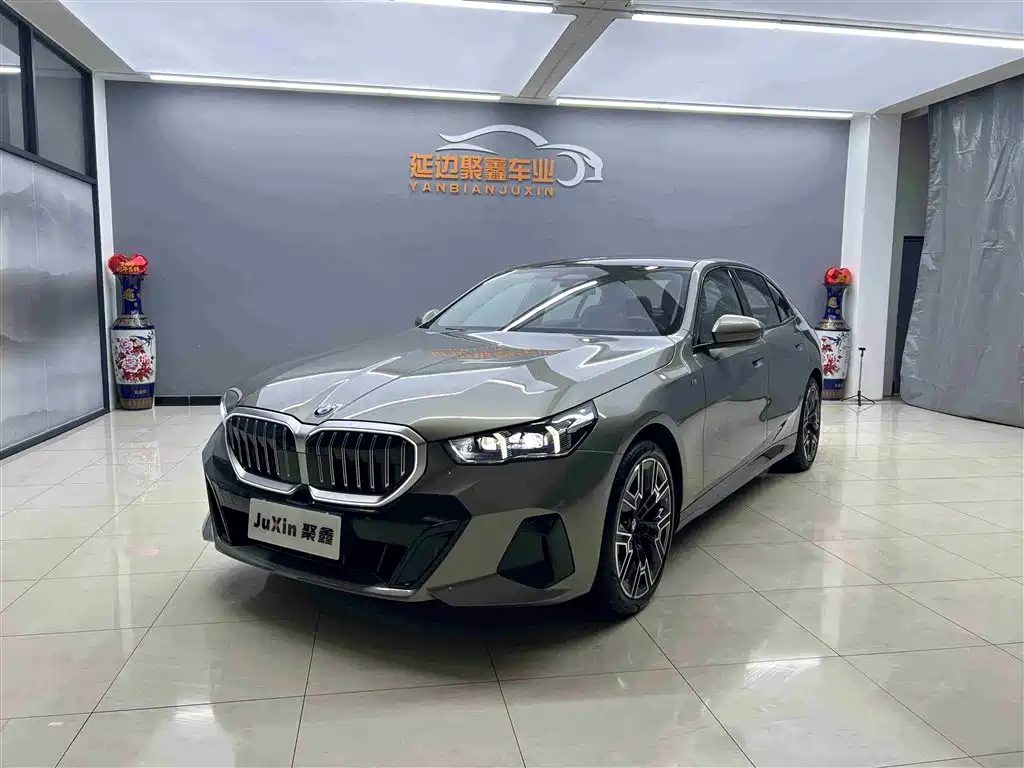 BMW 5 Series 2024 530Li Premium M Sport Package