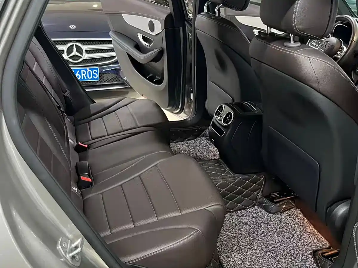 Mercedes-Benz GLC 2021 GLC 260 L 4MATIC Sporty фото 4