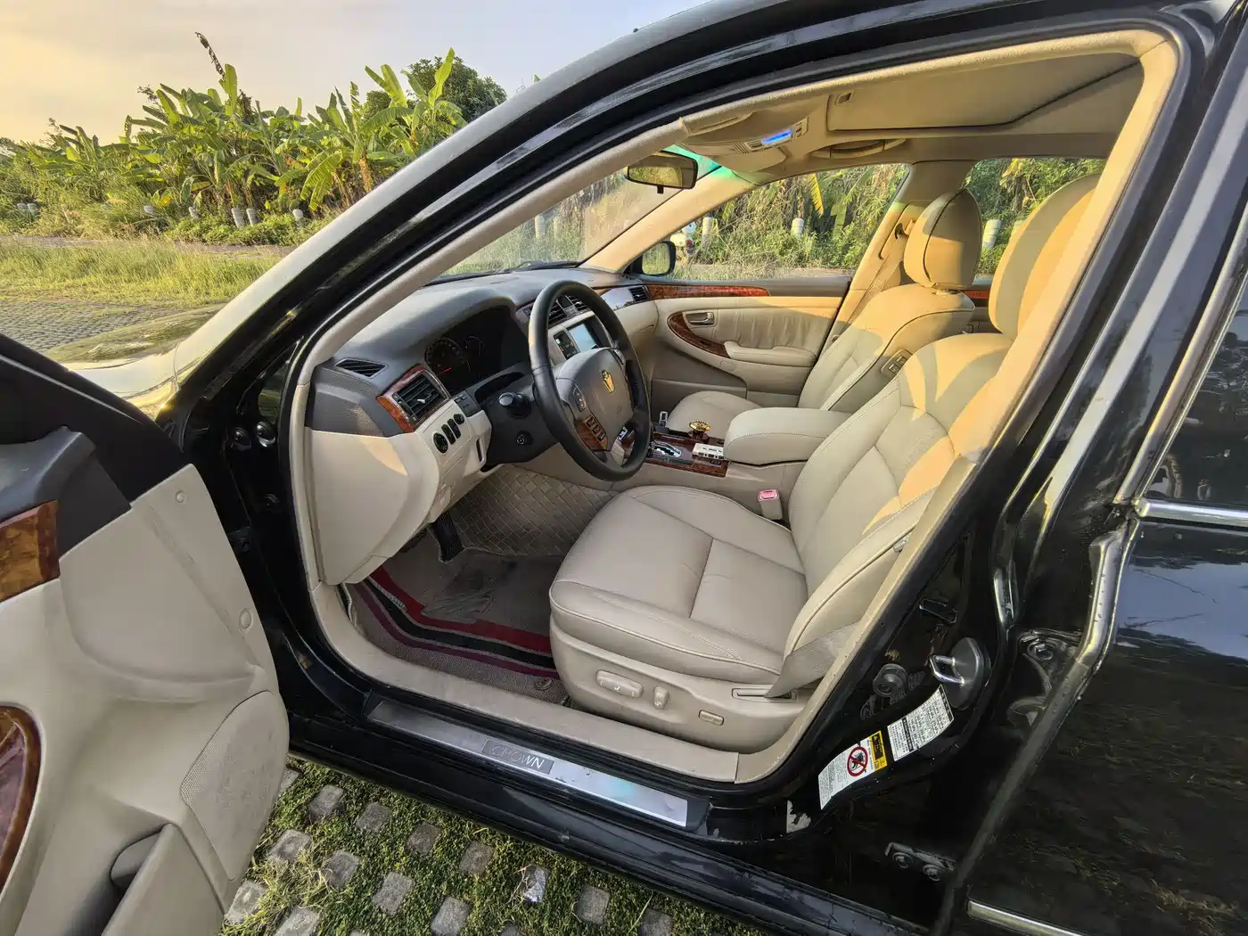 Toyota Crown 2005 Model 3.0L Royal Saloon фото 4