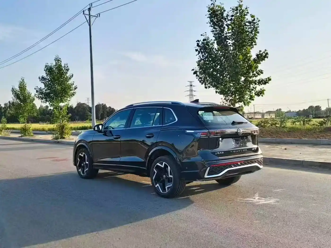 Volkswagen Tiguan L 2025 PRO 380TSI 4WD R-Line Smart Premium Edition фото 7