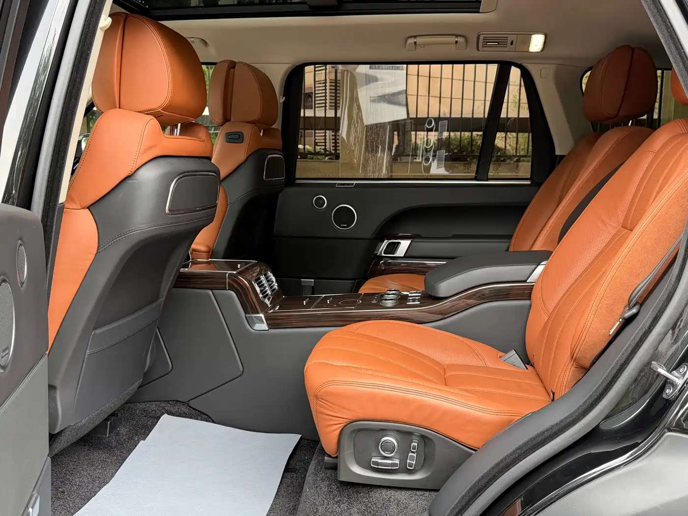 Land Rover Range Rover 2017 3.0 SC V6 AB Ultimate Autobiography LWB фото 7