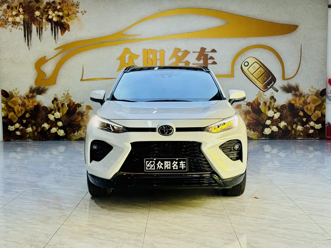 Toyota Wildlander 2024 2.0L CVT 2WD Luxury PLUS Edition фото 2