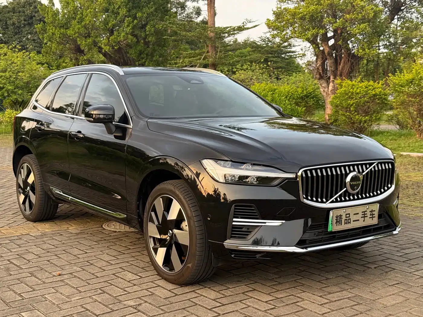 VOLVO XC60 PLUG IN HYBRID