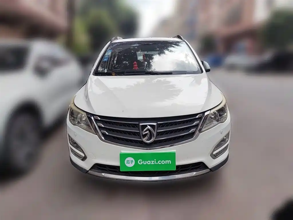 Baojun 560 2016 2016 1.8L iAMT Luxury