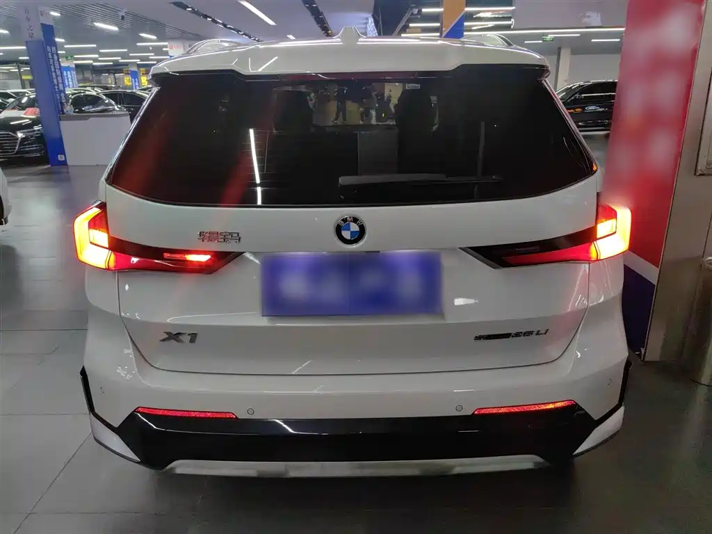 BMW X1 2023 sDrive25Li X Design Package фото 6